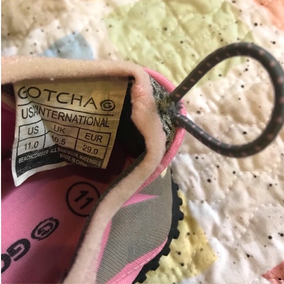 Girls Water Shoes - Picture 3 of 4